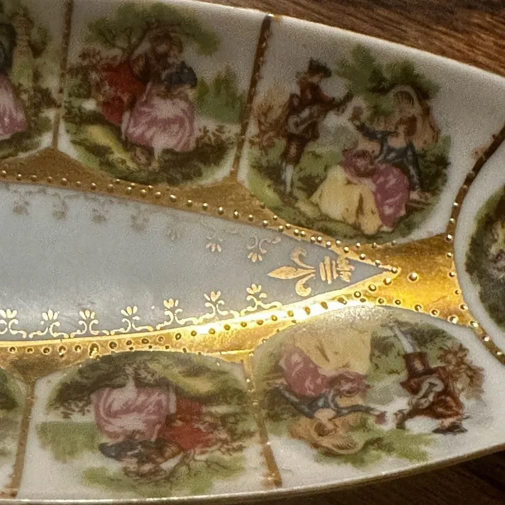 Porcelain Vintage Platter depicting a courting couple!  Beautiful detail - Picture 5 of 8